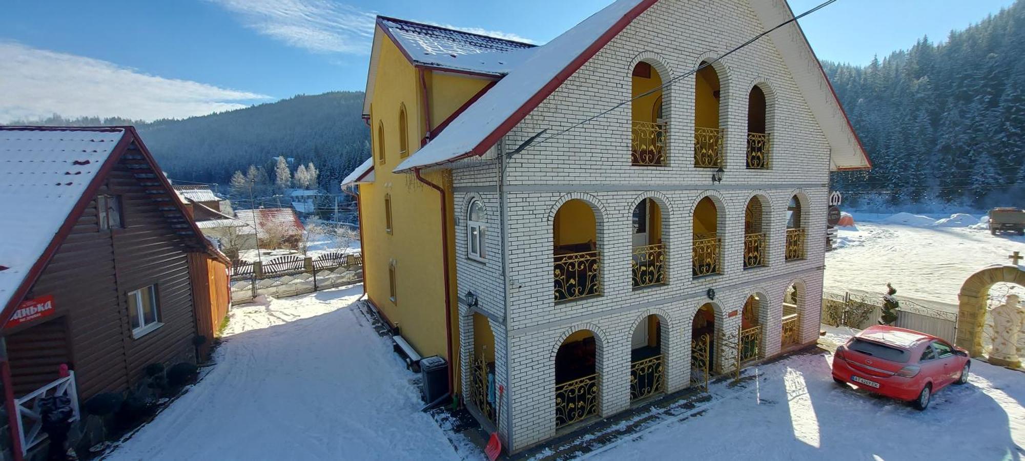 "Як Вдома" Буковель Hotel Buitenkant foto