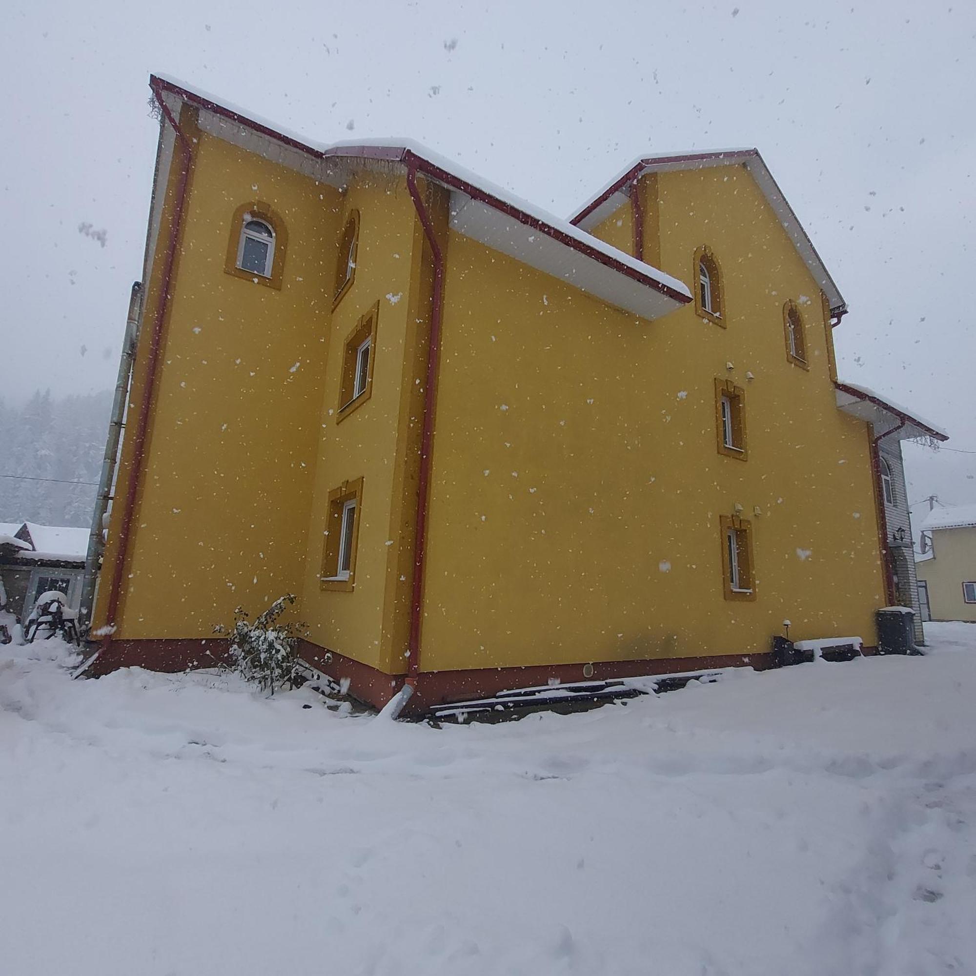 "Як Вдома" Буковель Hotel Buitenkant foto