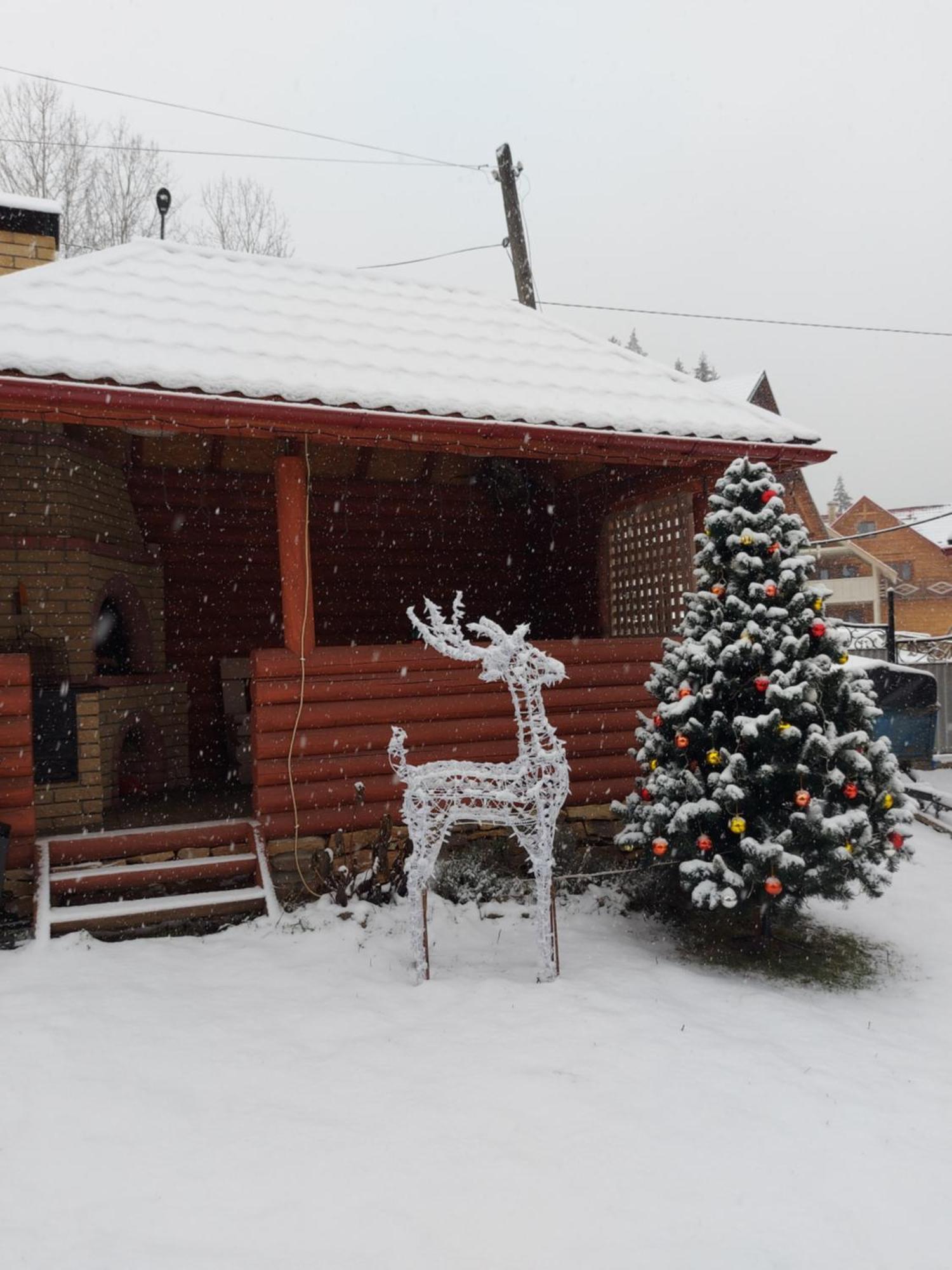 "Як Вдома" Буковель Hotel Buitenkant foto