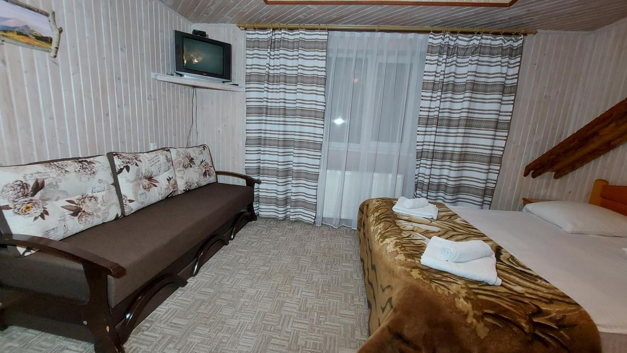 "Як Вдома" Буковель Hotel Buitenkant foto