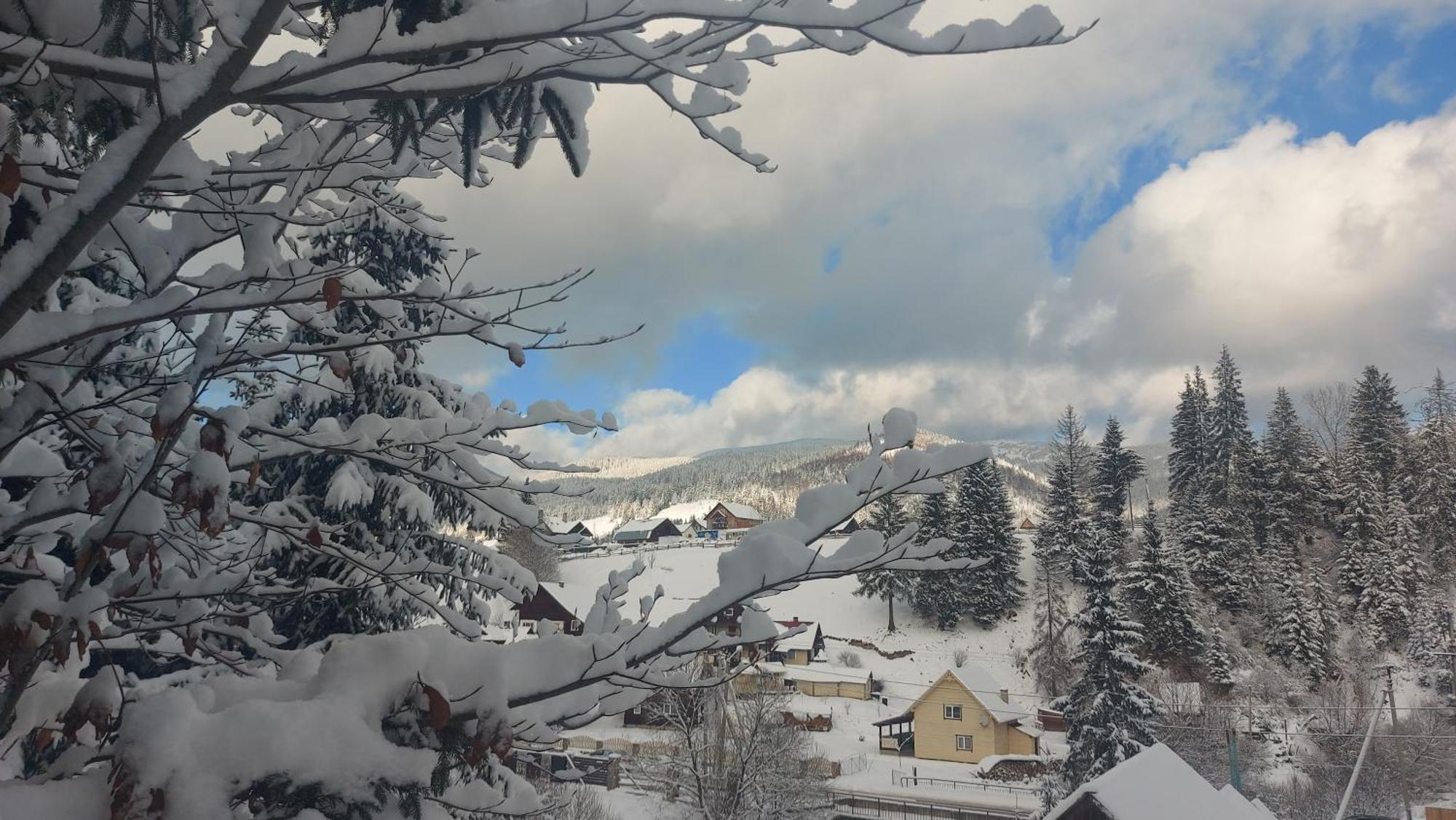 "Як Вдома" Буковель Hotel Buitenkant foto