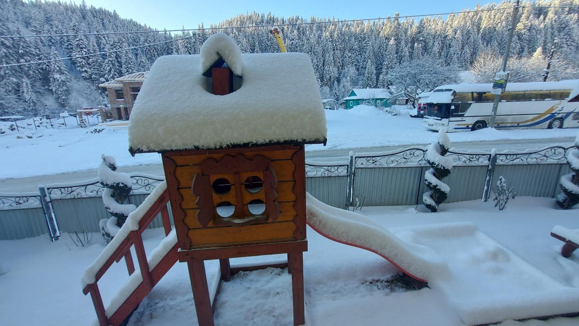 "Як Вдома" Буковель Hotel Buitenkant foto